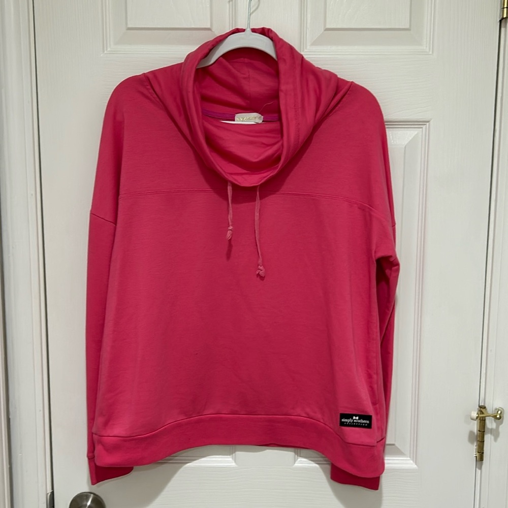 ⭐️ 5/$25 Simply Southern Women’s size M pullover lightweight sweatshirt